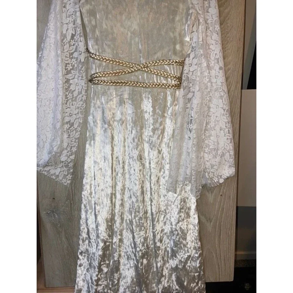 Girls Angel costume Medium 10-12yrs with halo & wings